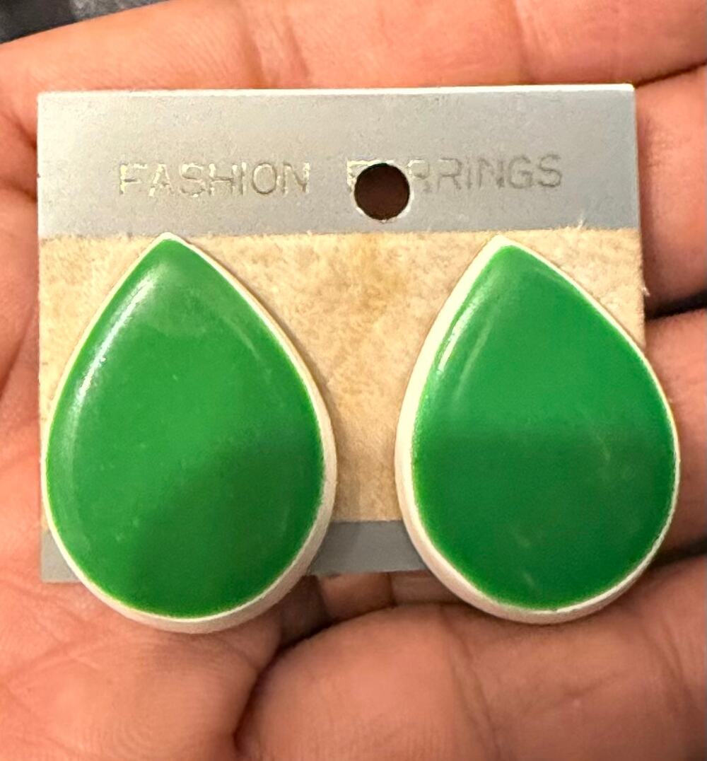 Vintage post earrings circa 1980
